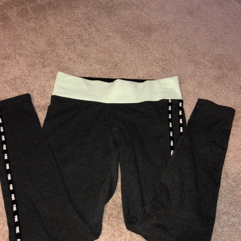 BRAND NEW PINK LEGGINGS